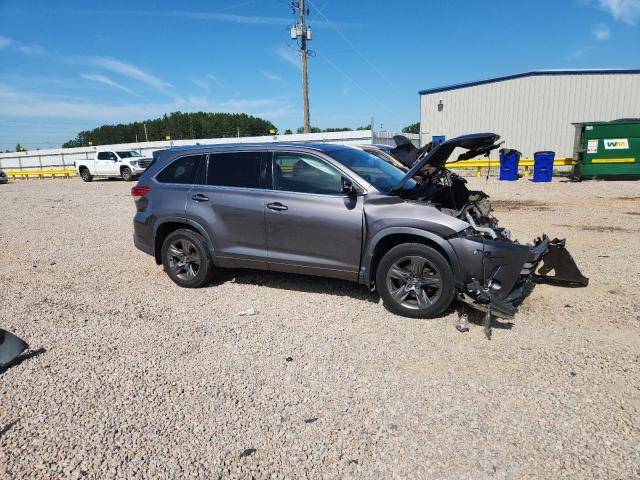 2017 TOYOTA HIGHLANDER - 1