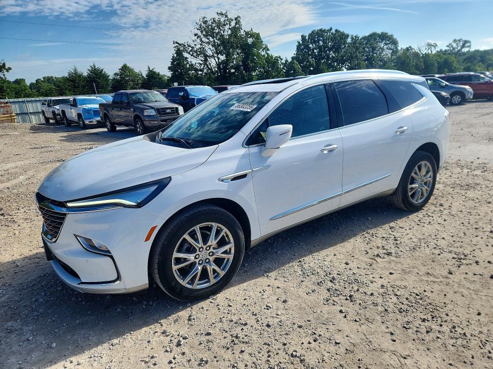 2024 BUICK ENCLAVE ESSENCE - 1