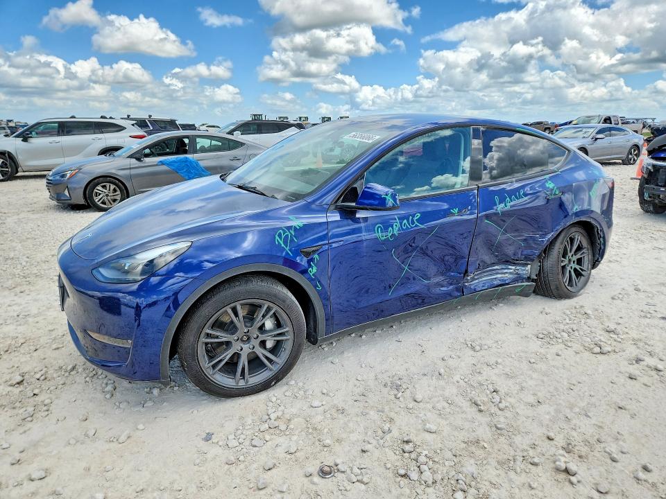 2024 TESLA MODEL Y - 1