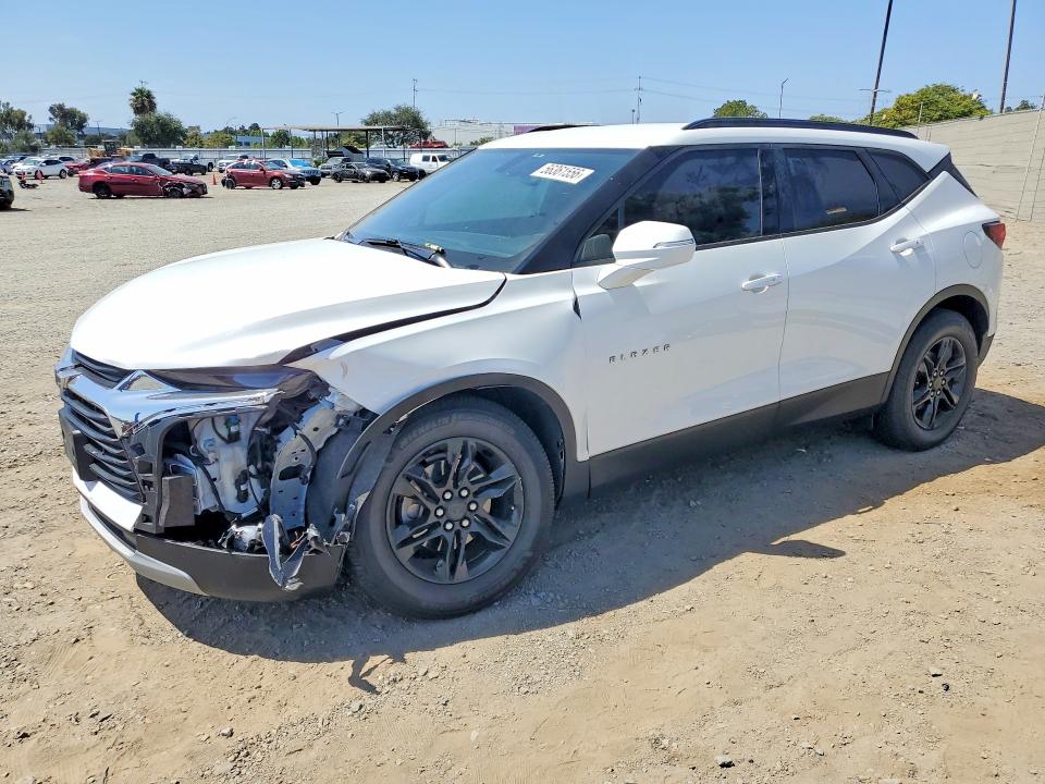 2020 CHEVROLET BLAZER 2LT - 1