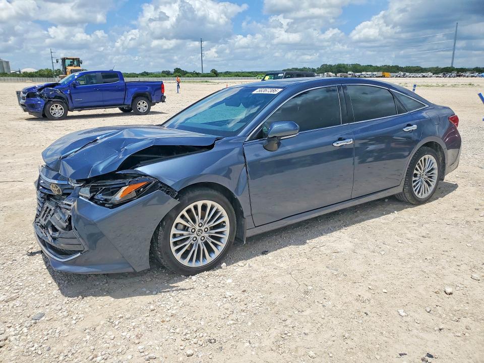 2020 TOYOTA AVALON LIMITED - 1