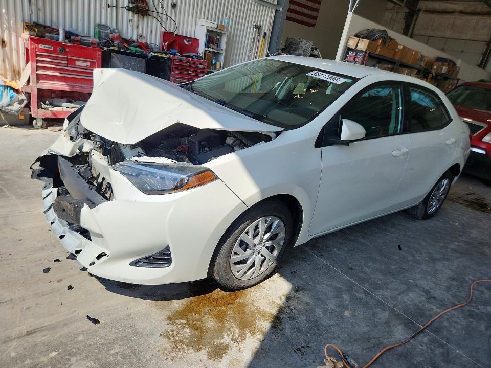 2018 TOYOTA COROLLA LE - 1