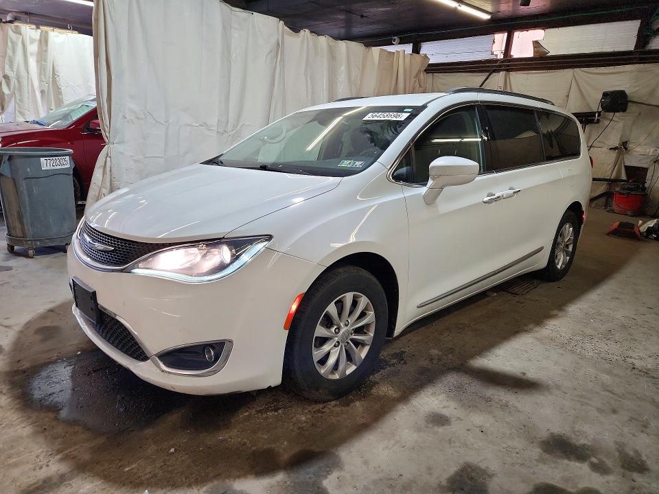2018 CHRYSLER PACIFICA TOURING L - 1