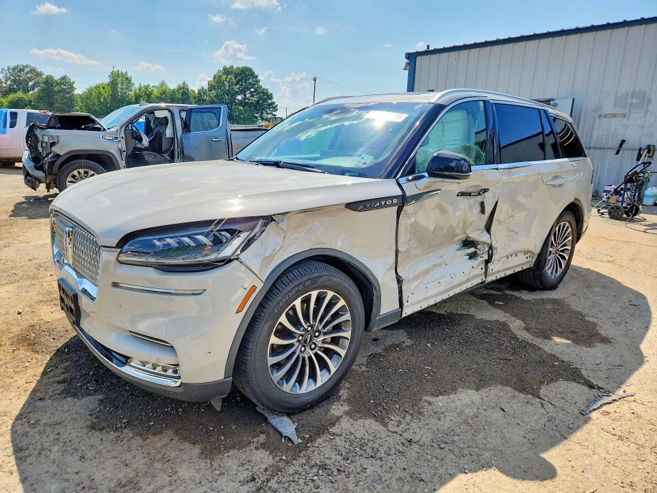 2021 LINCOLN AVIATOR RESERVE - 1