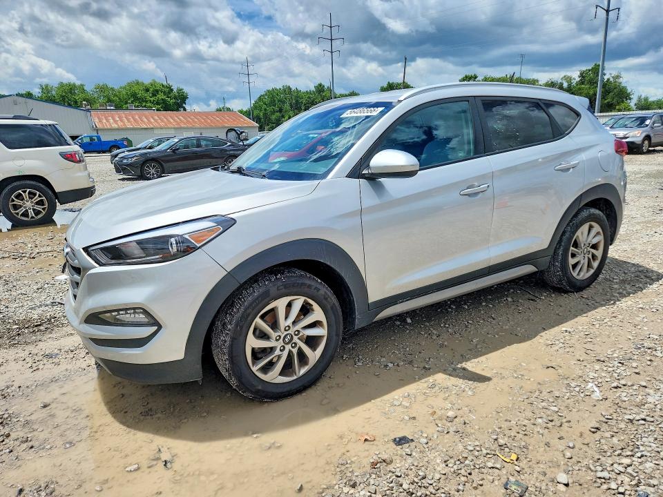 2017 HYUNDAI TUCSON SE - 1