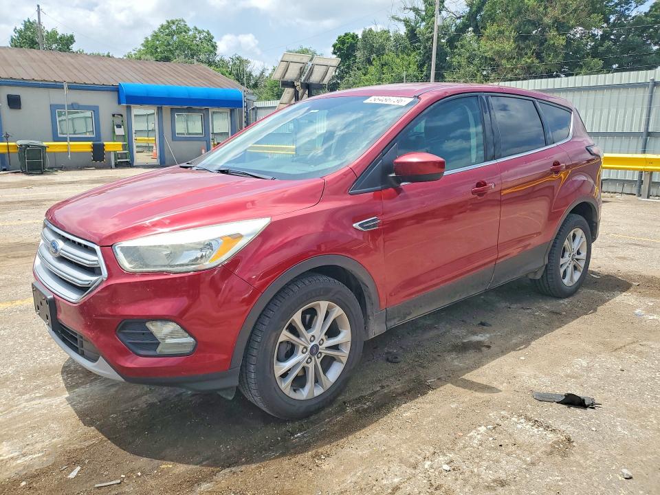 2017 FORD ESCAPE SE - 1