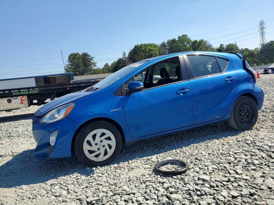 2016 TOYOTA PRIUS C TWO - 1