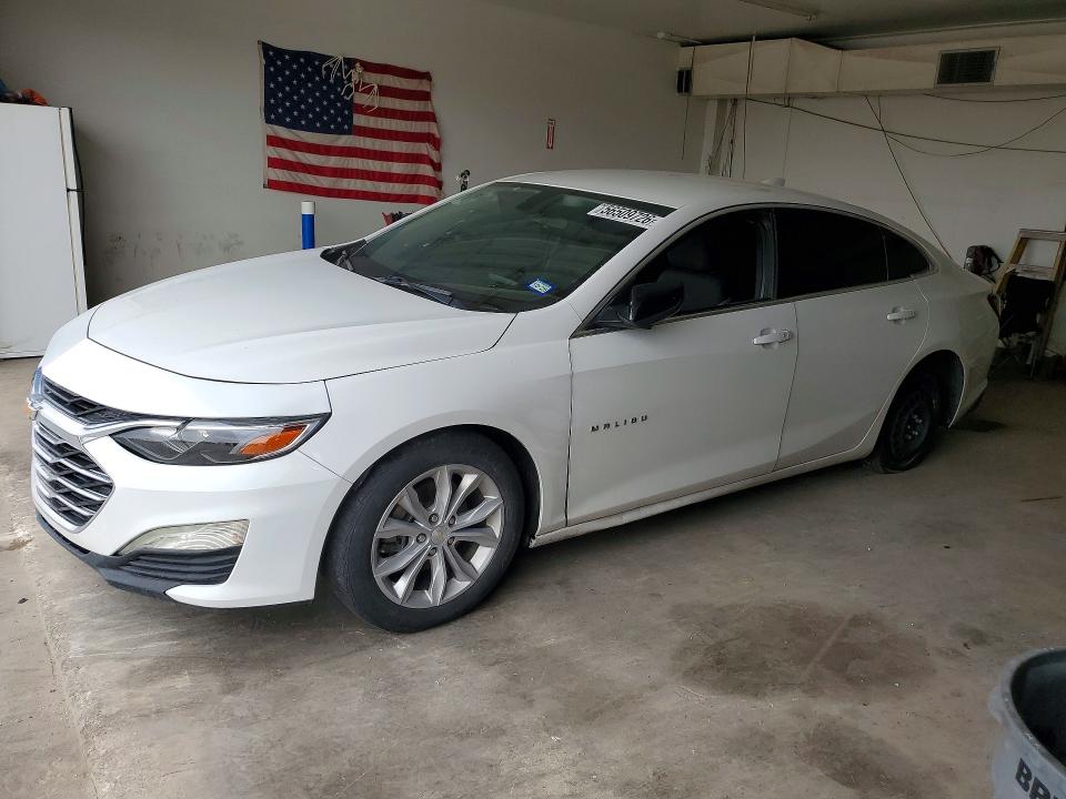 2020 CHEVROLET MALIBU LT - 1