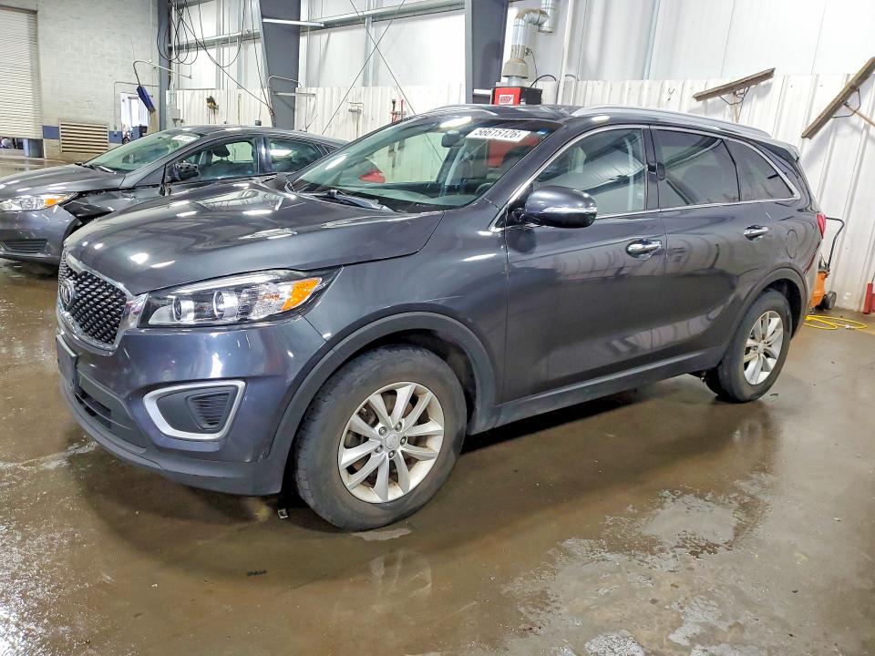 2018 KIA SORENTO LX - 1