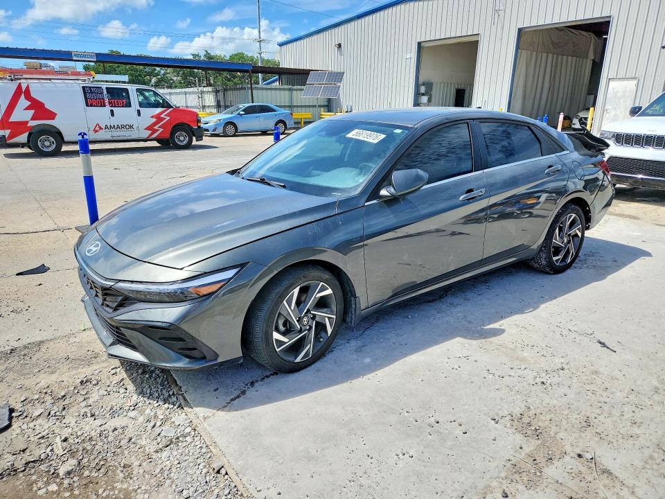 2024 HYUNDAI ELANTRA SEL - 1