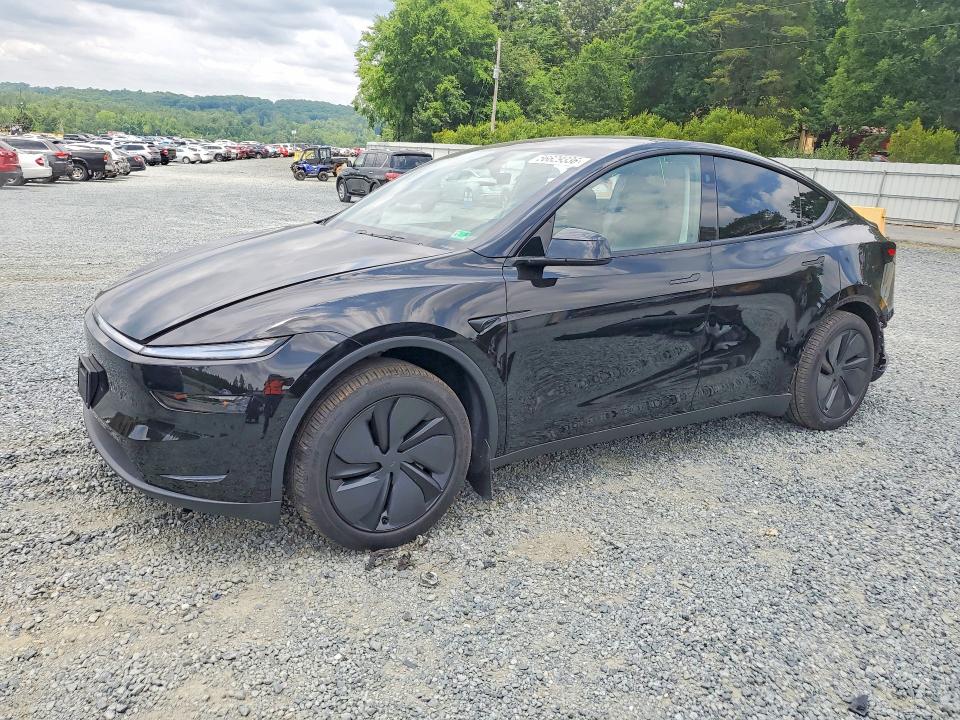 2026 TESLA MODEL Y - 1