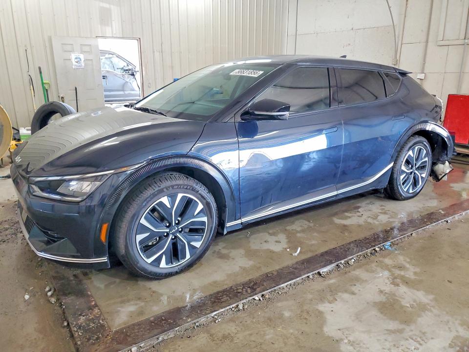 2023 KIA EV6 WIND - 1