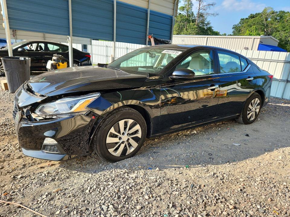 2019 NISSAN ALTIMA S - 1