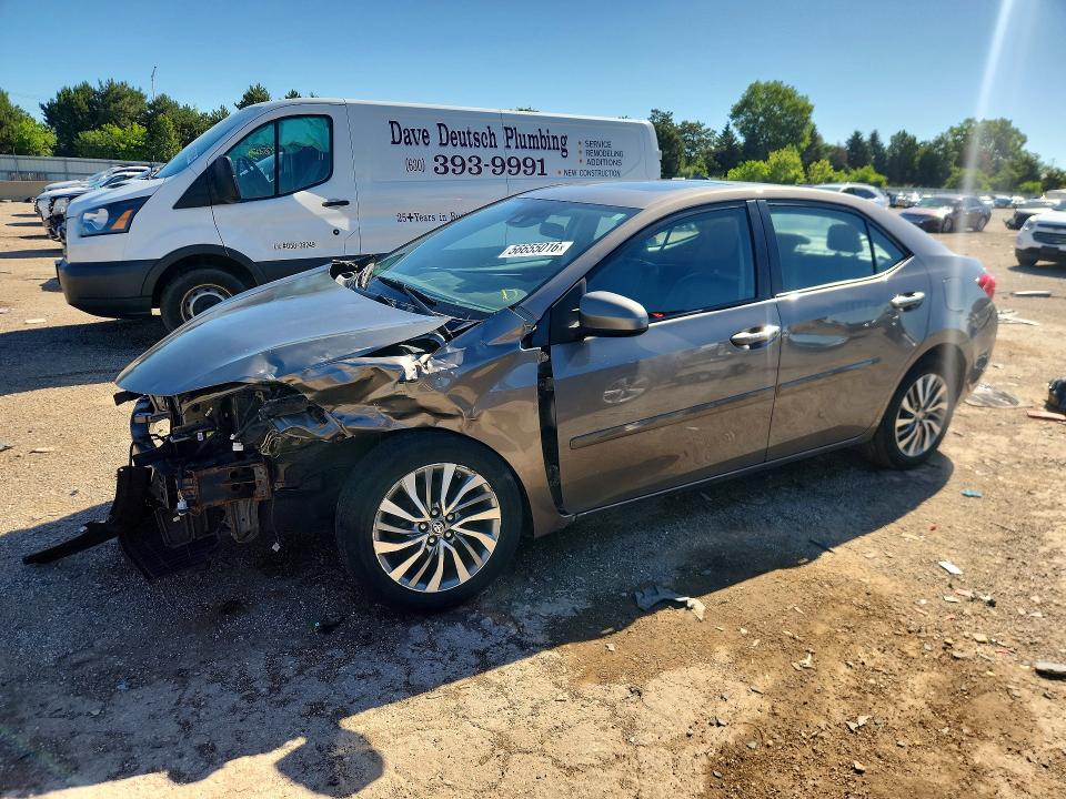 2017 TOYOTA COROLLA XLE - 1