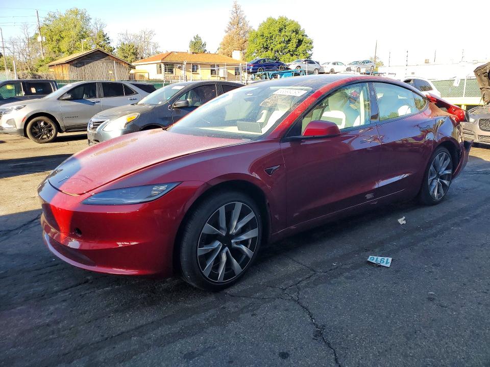 2025 TESLA MODEL 3 - 1