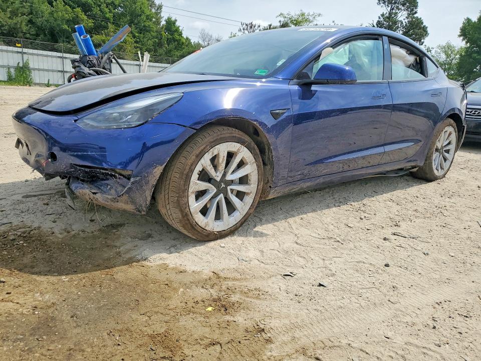 2023 TESLA MODEL 3 - 1