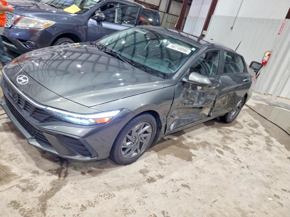 2024 HYUNDAI ELANTRA BLUE - 1