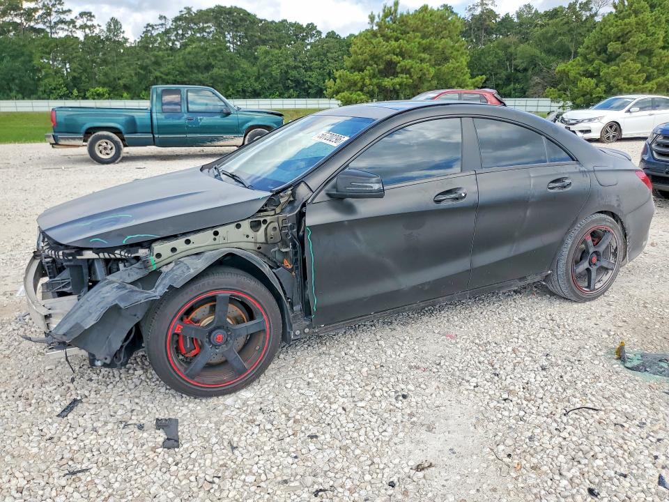 2016 MERCEDES-BENZ CLA 250 - 1