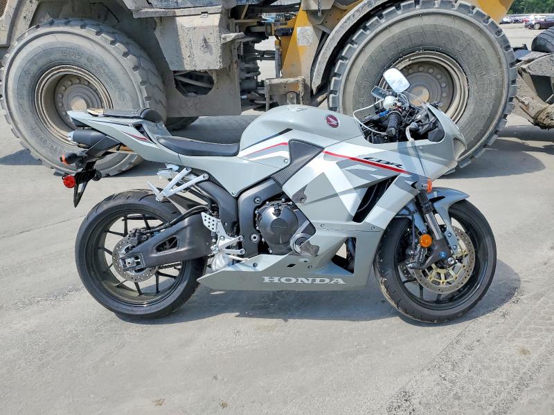 2026 HONDA CBR600 RR - 1