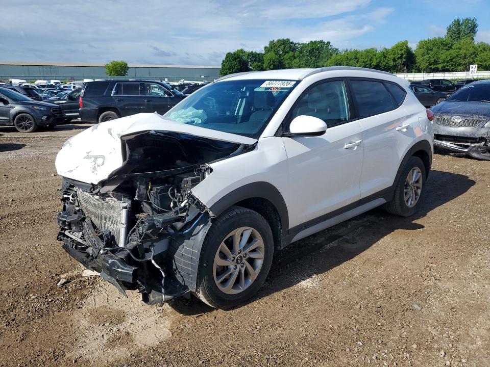 2017 HYUNDAI TUCSON SE - 1