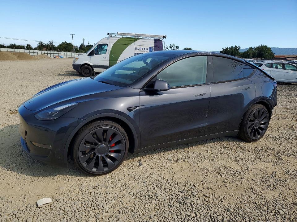 2024 TESLA MODEL Y - 1