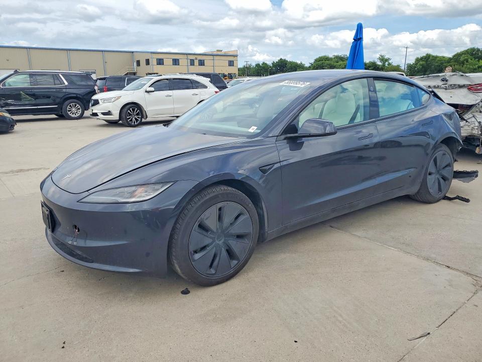2025 TESLA MODEL 3 - 1