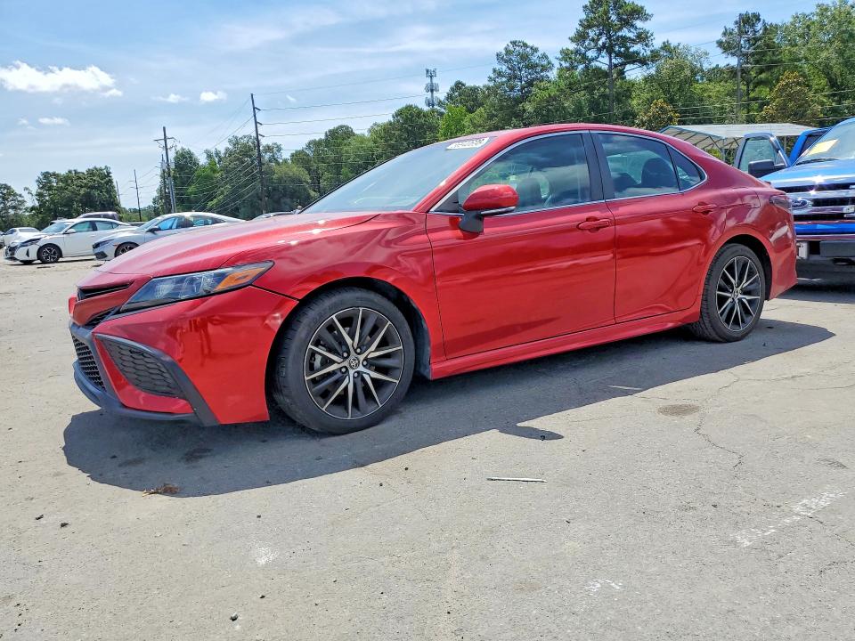 2022 TOYOTA CAMRY SE - 1