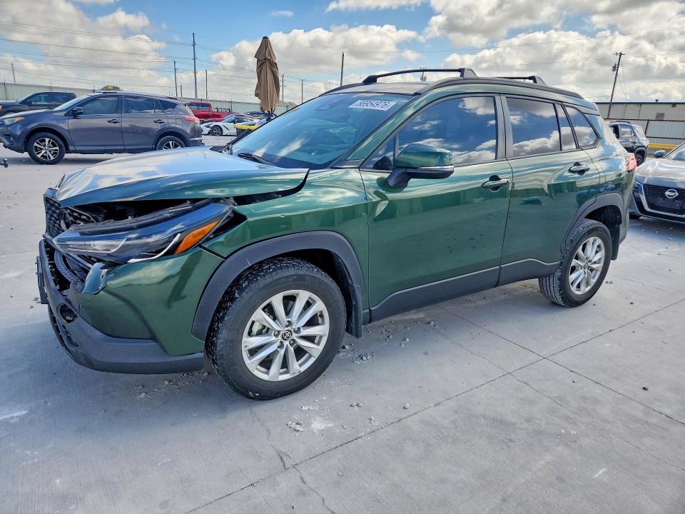 2023 TOYOTA COROLLA CROSS LE - 1