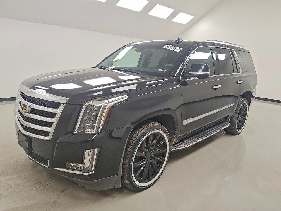 2018 CADILLAC ESCALADE LUXURY - 1