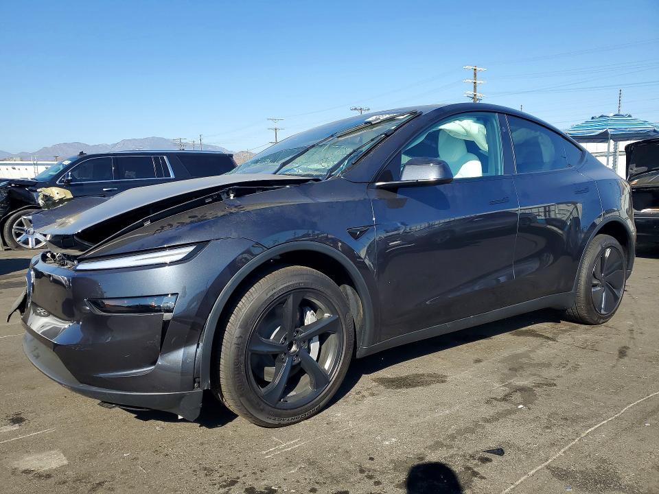 2026 TESLA MODEL Y - 1