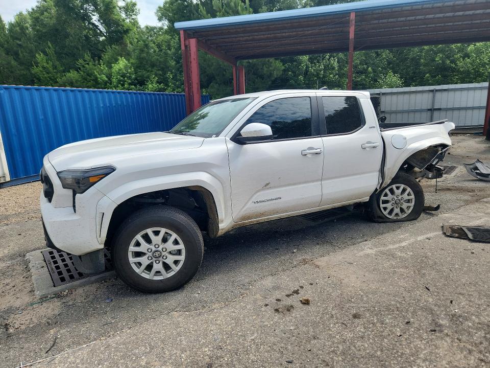 2025 TOYOTA TACOMA - 1