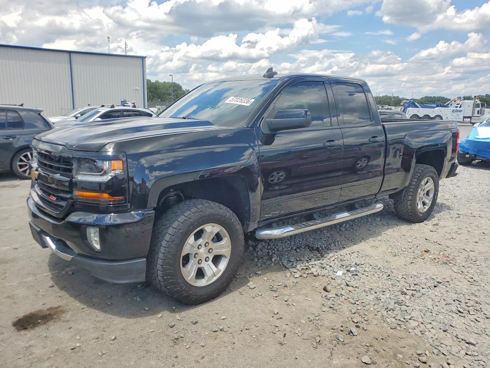 2017 CHEVROLET SILVERADO K1500 LT - 1