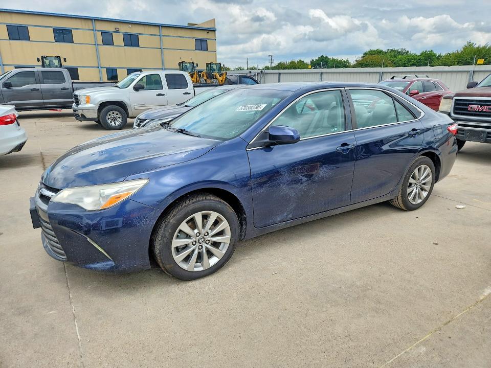 2017 TOYOTA CAMRY XLE - 1