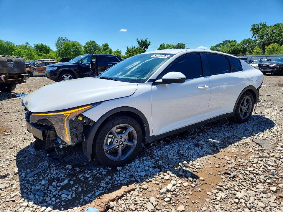 2025 KIA K4 LXS - 1