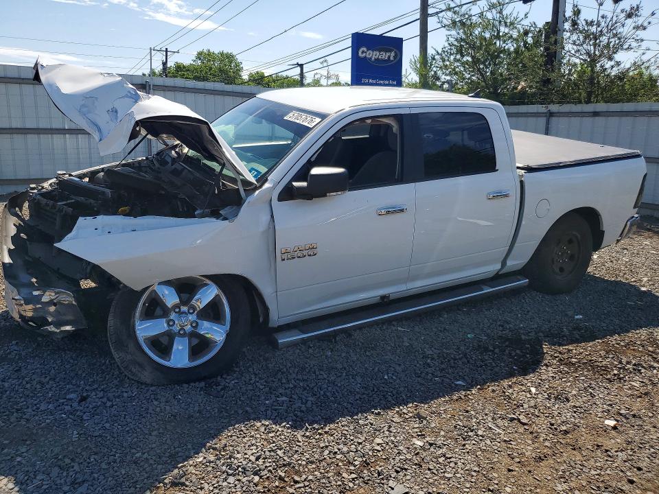 2017 RAM 1500 SLT - 1