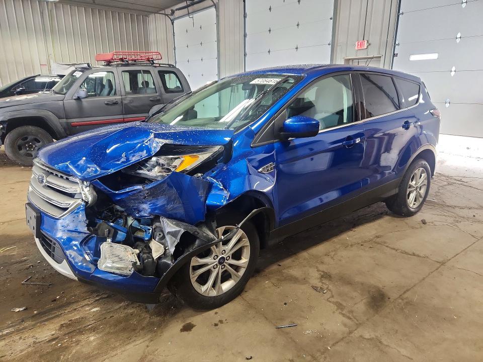 2017 FORD ESCAPE SE - 1