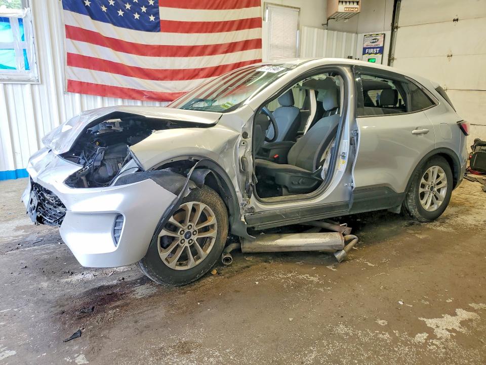 2020 FORD ESCAPE SE - 1