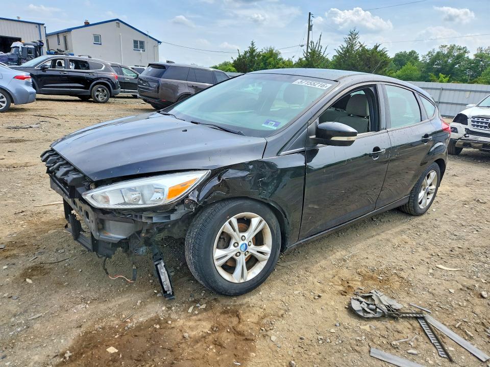 2017 FORD FOCUS SE - 1