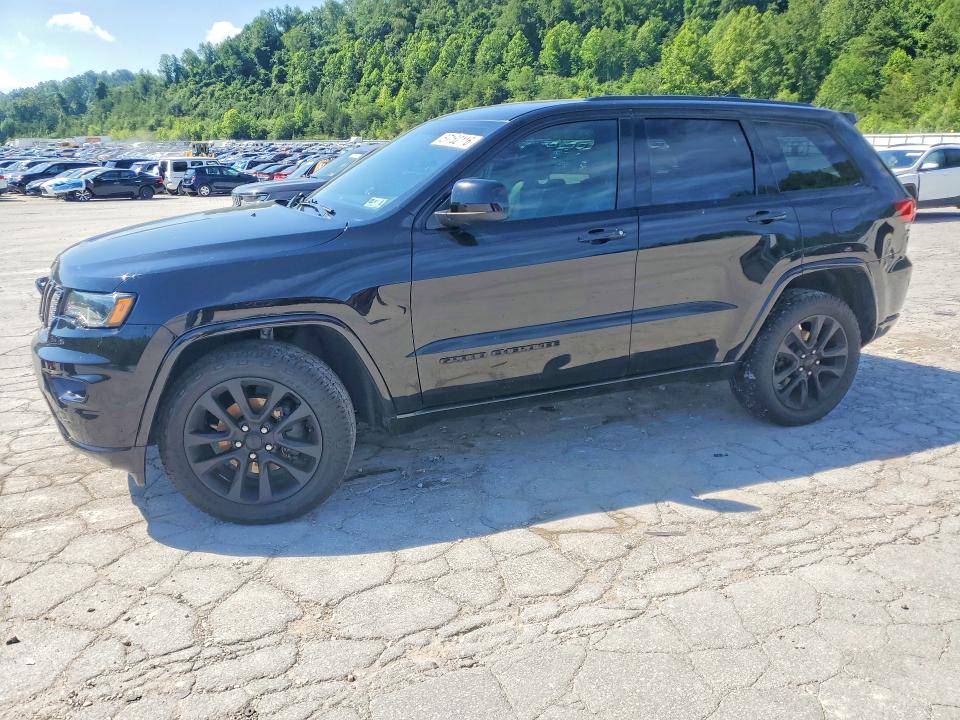 2020 JEEP GRAND CHEROKEE LAREDO - 1