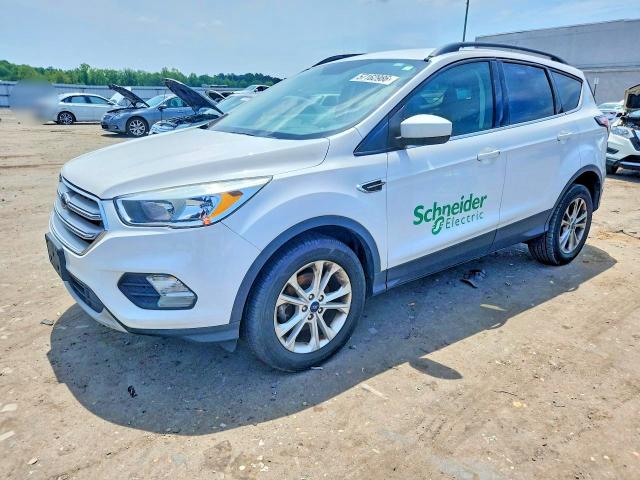 2018 FORD ESCAPE SE - 1