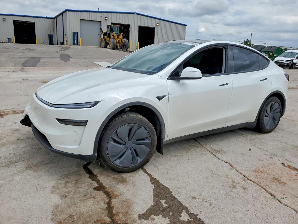 2026 TESLA MODEL Y - 1