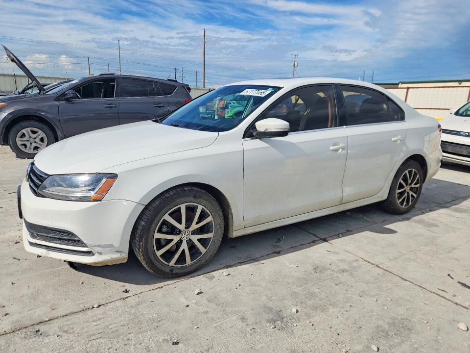 2017 VOLKSWAGEN JETTA SE - 1