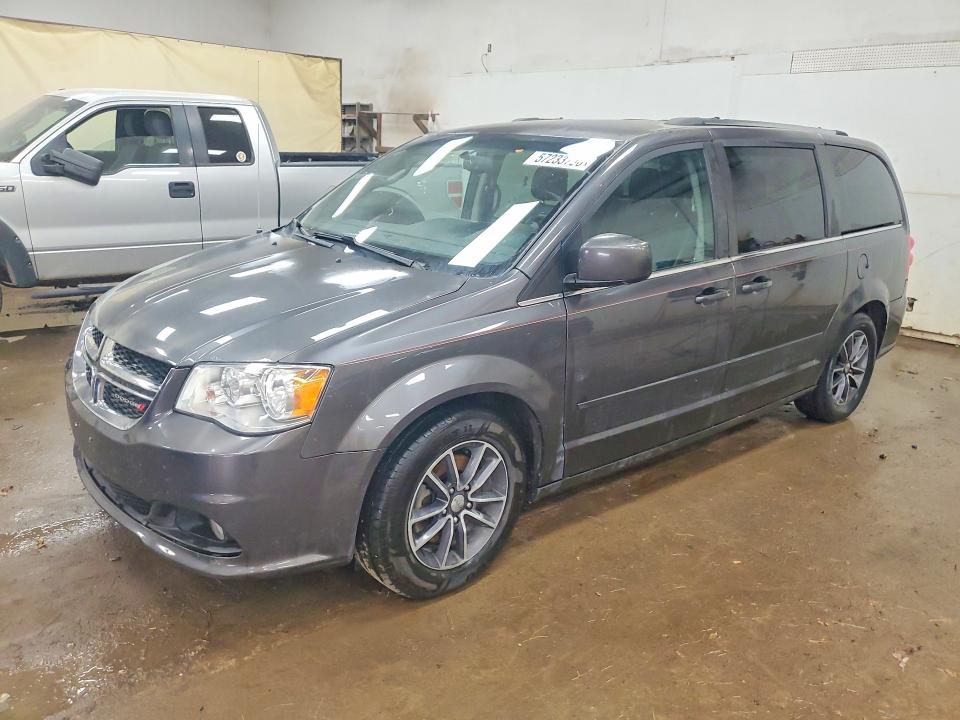 2017 DODGE GRAND CARAVAN SXT - 1