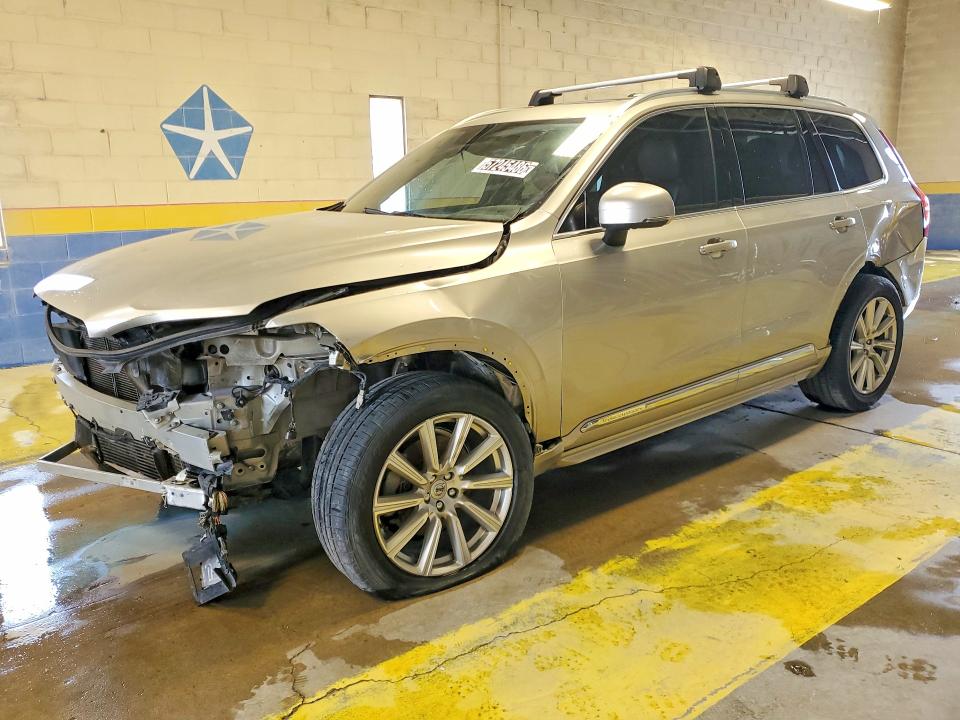 2018 VOLVO XC90 T6 - 1