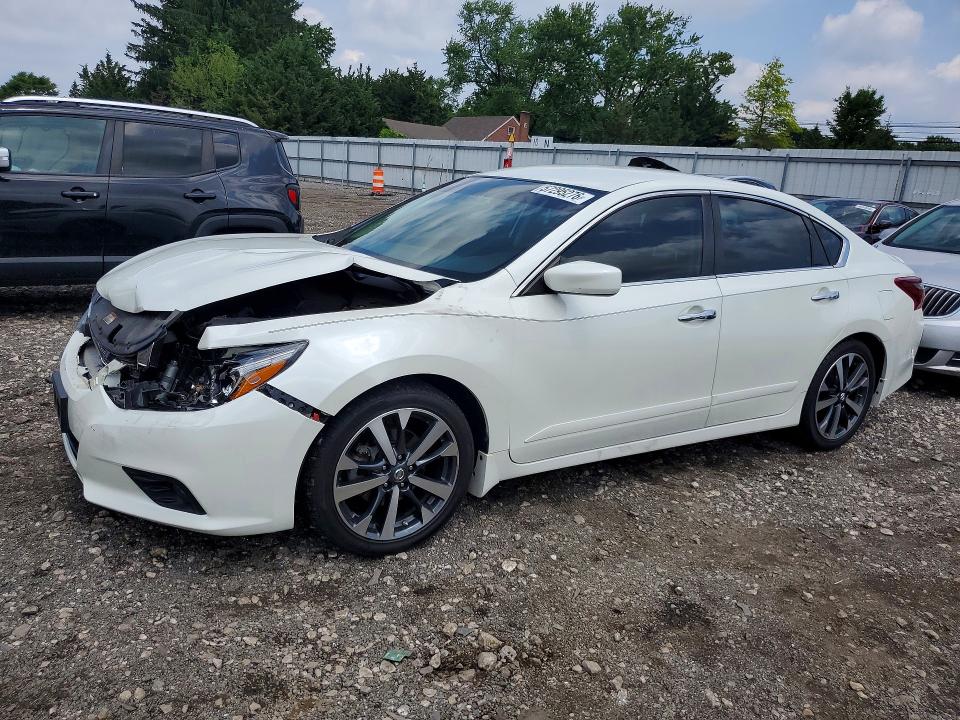 2017 NISSAN ALTIMA 2.5 SR - 1