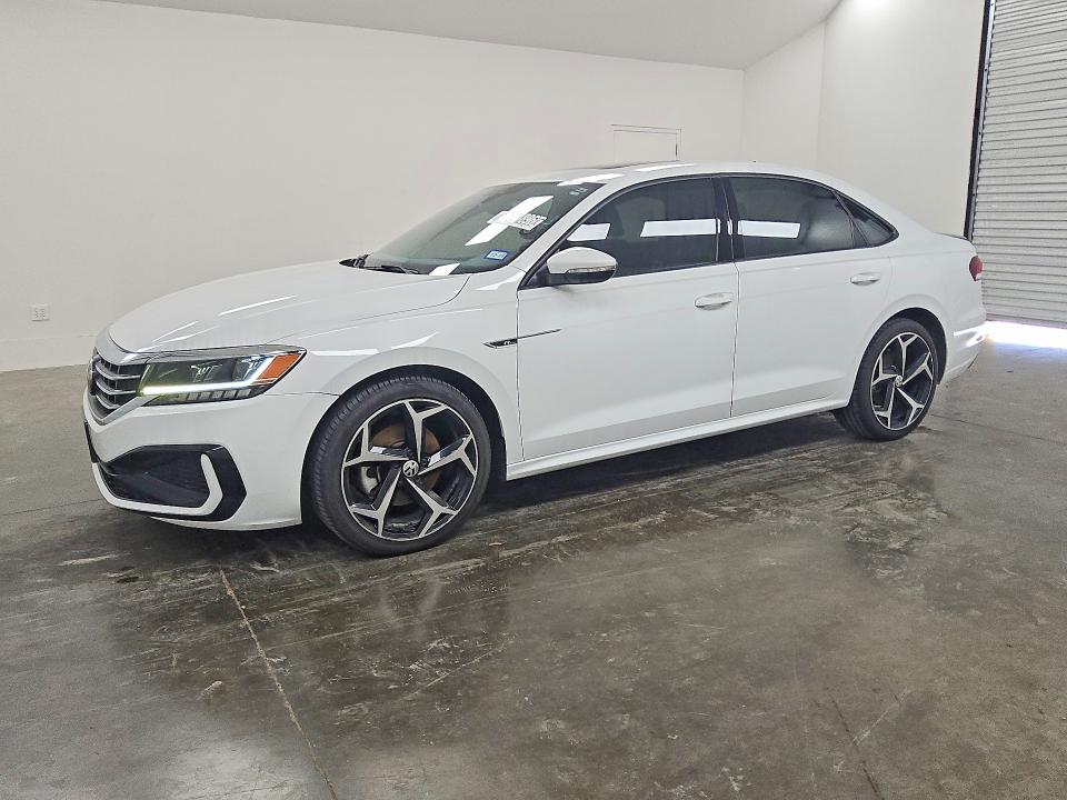 2021 VOLKSWAGEN PASSAT R-LINE - 1
