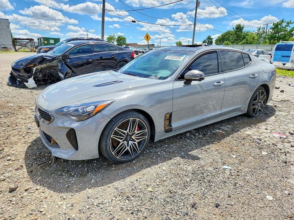 2022 KIA STINGER GT2 - 1