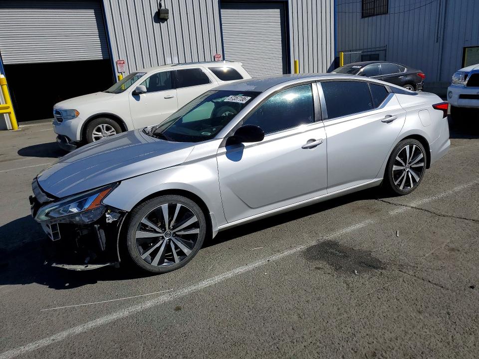 2020 NISSAN ALTIMA SR - 1