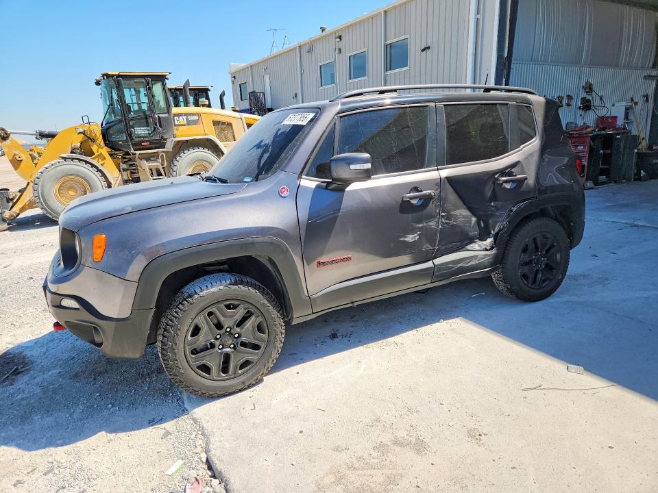 2018 JEEP RENEGADE TRAILHAWK - 1
