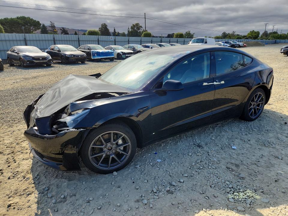 2022 TESLA MODEL 3 - 1